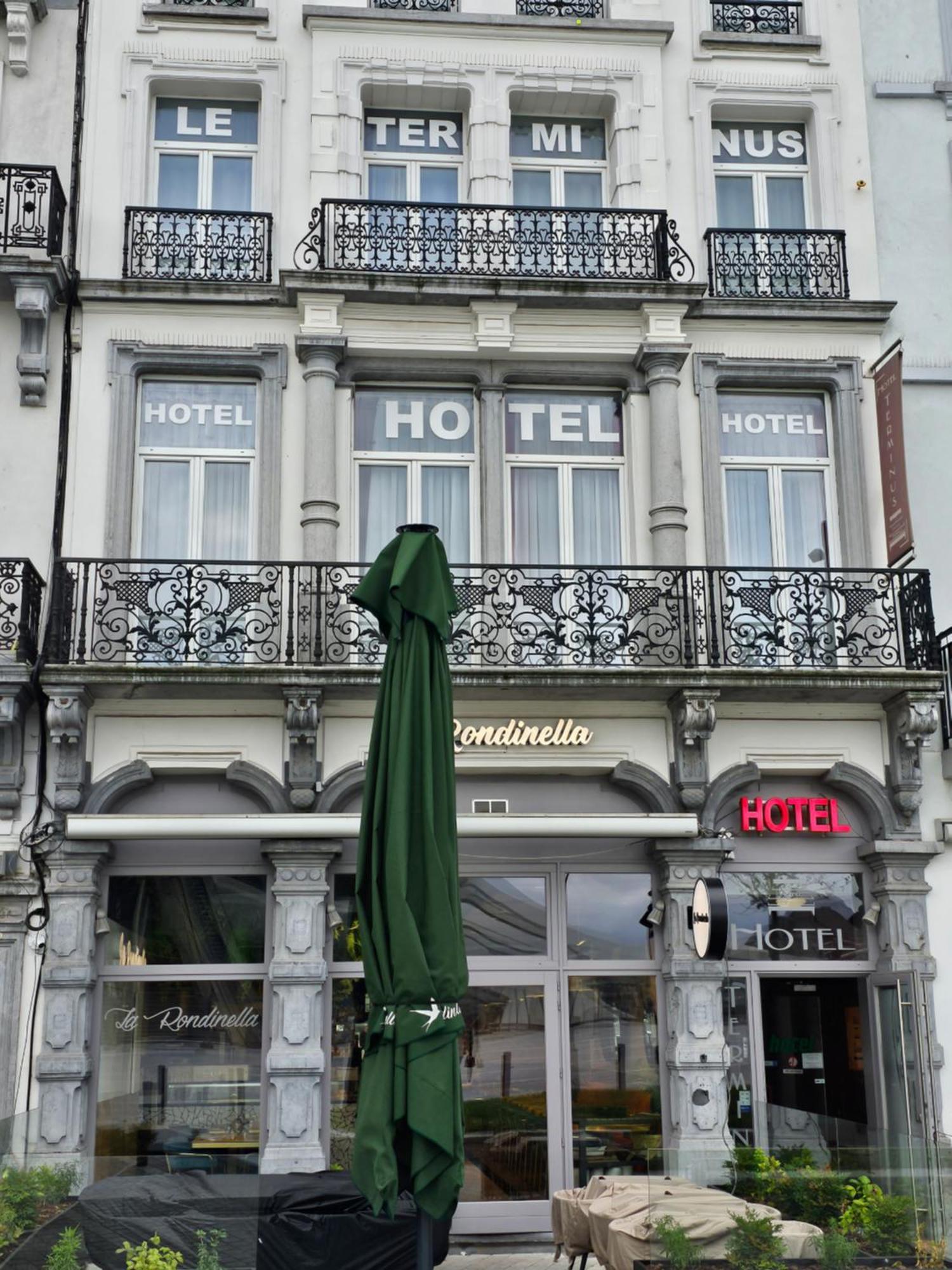 Hotel Le Terminus Mons Bagian luar foto